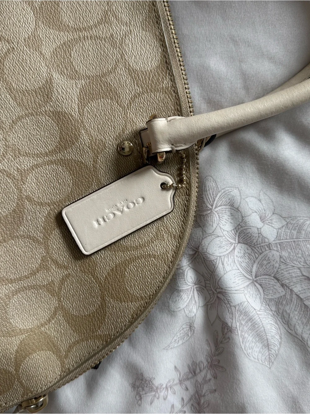 Coach Beige/White Signature Coated Canvas and Leather Sierra Satchel